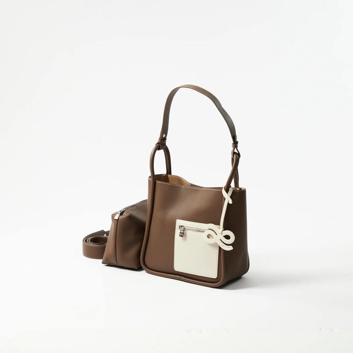 House of LittleBunny MOMENTUM LARGE PU with Pouch and 2 Straps