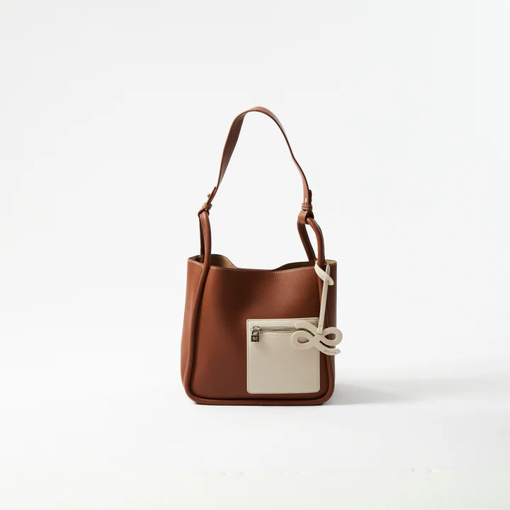 House of LittleBunny MOMENTUM LARGE PU with Pouch and 2 Straps