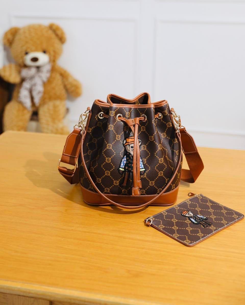 TTWN & Bear Large Bucket Bag