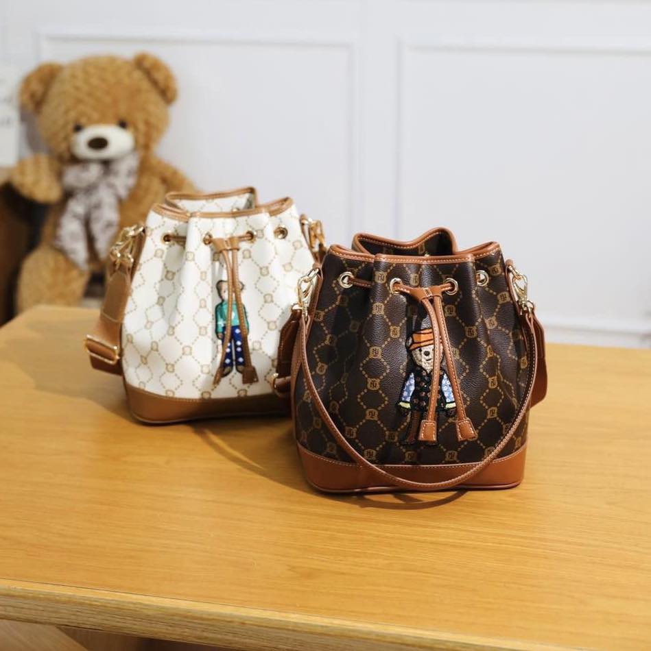 TTWN & Bear Large Bucket Bag