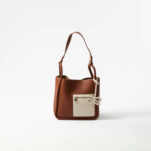 House of LittleBunny MOMENTUM LARGE PU with Pouch and 2 Straps