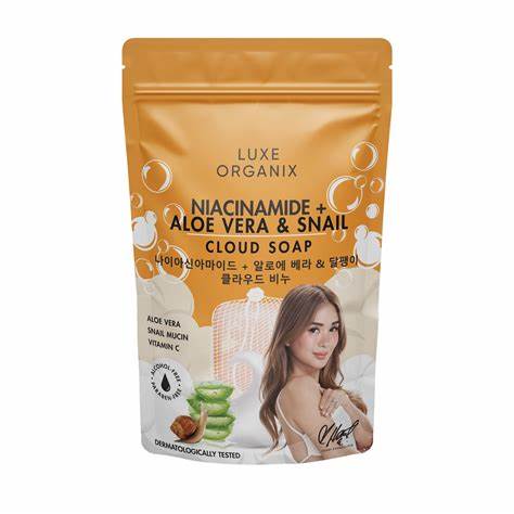 Luxe Organix Niacinamide + Aloe Vera & Snail Cloud Soap 180g