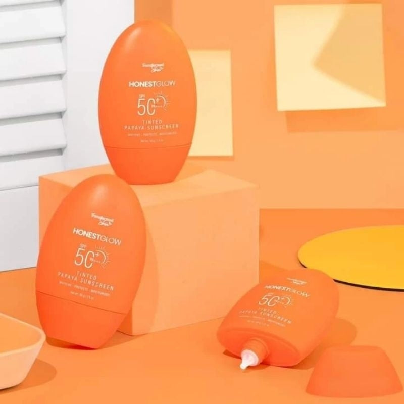 Honest Glow Tinted Papaya Sunscreen SPF50+PA+++